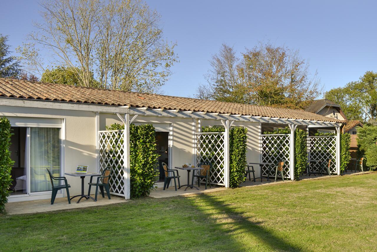 Logis Hotel Val De Vienne Le Vigeant Eksteriør billede