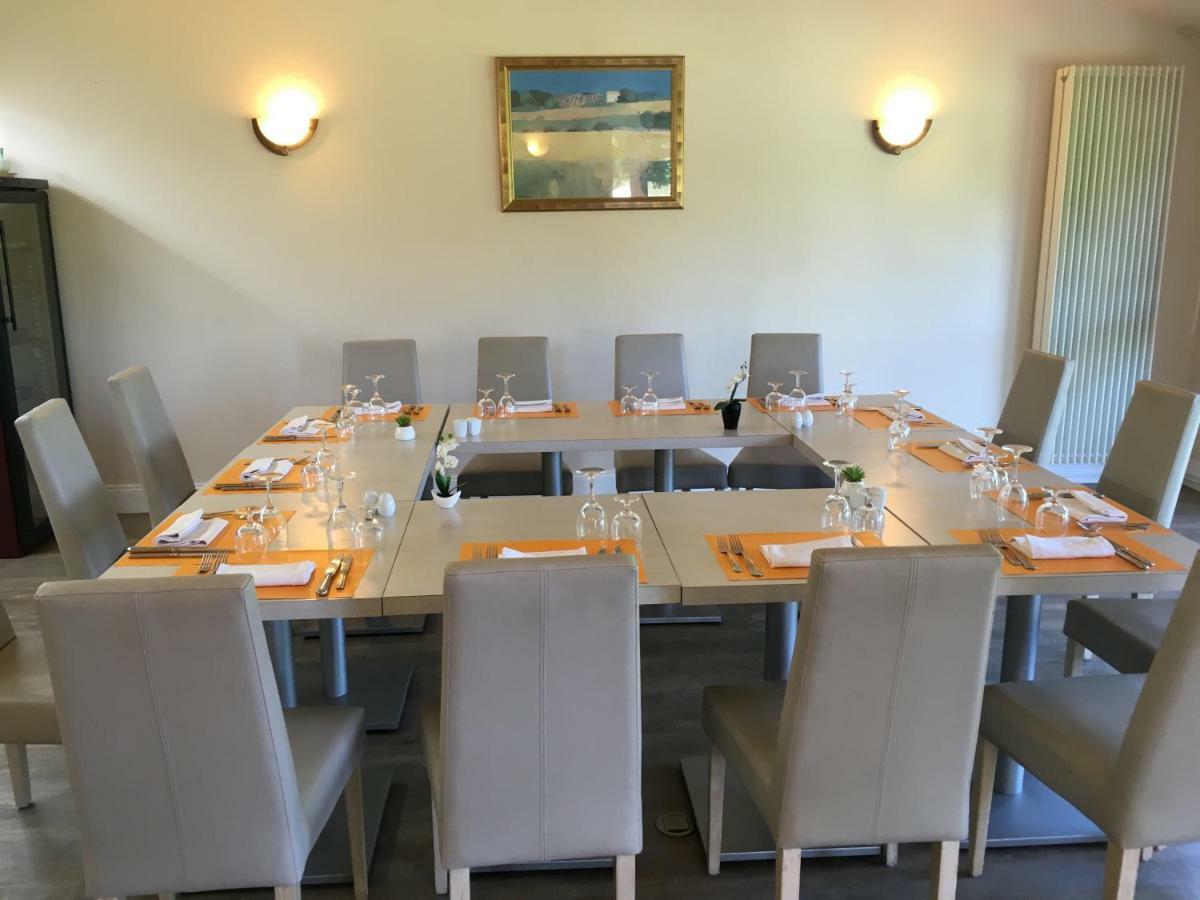 Logis Hotel Val De Vienne Le Vigeant Eksteriør billede