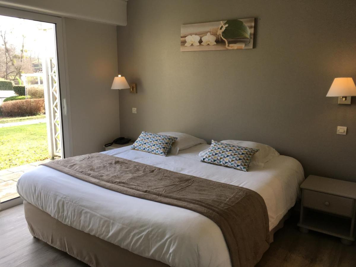 Logis Hotel Val De Vienne Le Vigeant Eksteriør billede